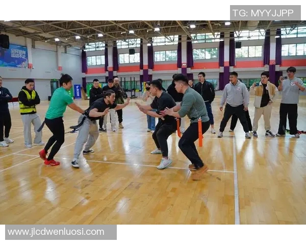 武汉排球队的耐力探秘：从训练到比赛的坚持与拼搏