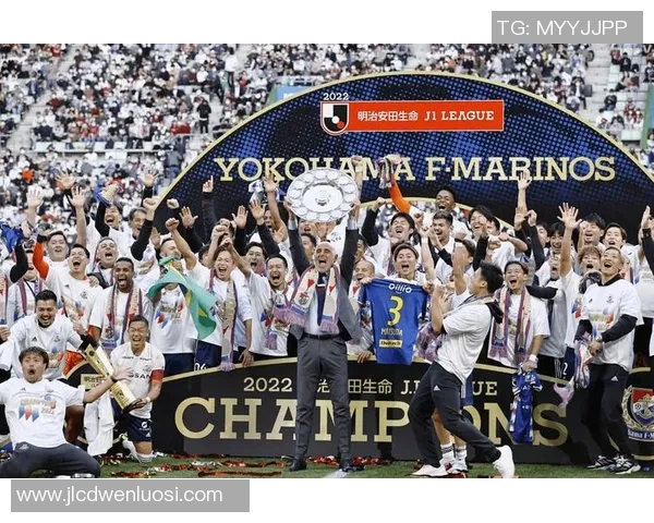 广岛三箭对决黑胜利争夺赛季巅峰荣耀的激烈较量