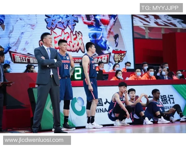 瓦郎谢纳迎战梅斯双方争夺关键积分的精彩对决即将上演 瓦郎谢纳迎战梅斯双方争夺关键积分的精彩对决即将上演