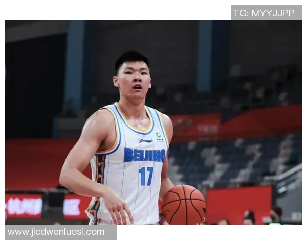 范子铭：从篮球新星到职业生涯的辉煌之路与未来展望