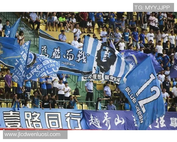 重庆街舞队与广州街舞队的精彩对决与节奏分析全景回顾 重庆街舞队与广州街舞队的精彩对决与节奏分析全景回顾