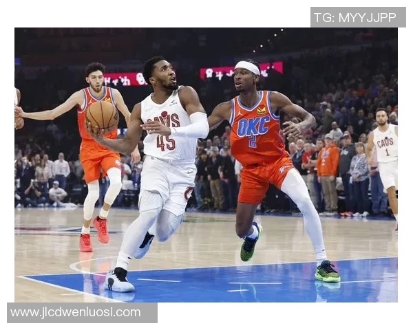 雷霆与骑士精彩对决全场录像回放2月14日比赛精彩瞬间回顾 雷霆与骑士精彩对决全场录像回放2月14日比赛精彩瞬间回顾