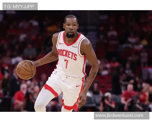 2015年NBA季后赛火箭与快船的激烈对决与精彩瞬间回顾 2015年NBA季后赛火箭与快船的激烈对决与精彩瞬间回顾