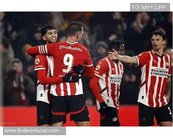 兹沃勒与埃因霍温的精彩对决结果揭晓，赛季走势分析与球员表现点评